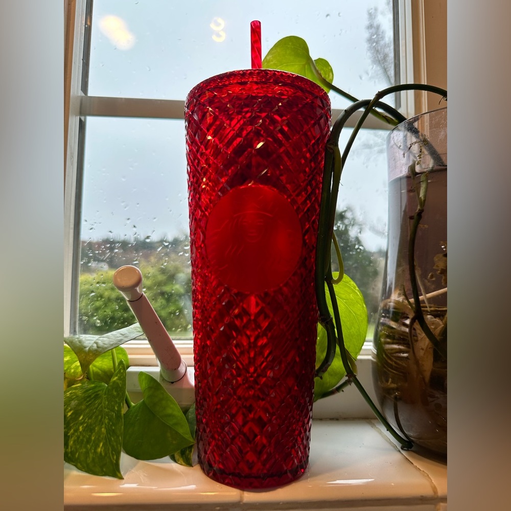 Starbucks holiday 2021 Red jeweled cold cup